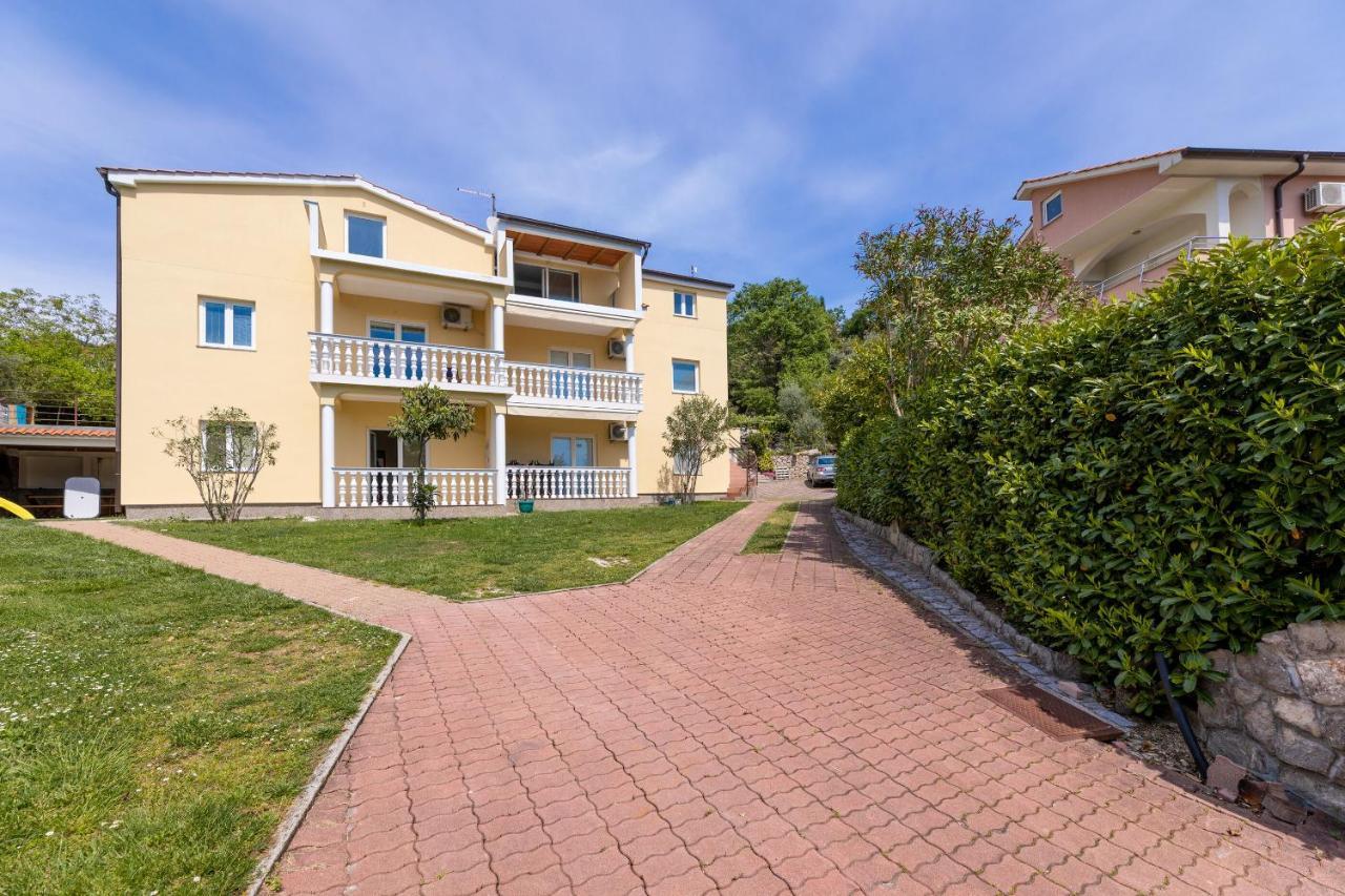Apartment Mia Cizici Exterior photo